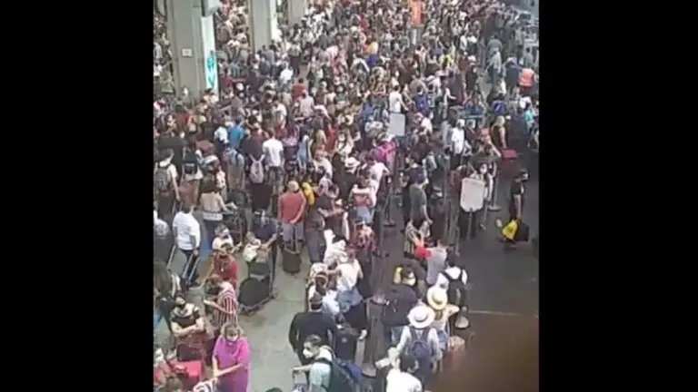 VÍDEO: aglomeração no Aeroporto de Guarulhos choca web