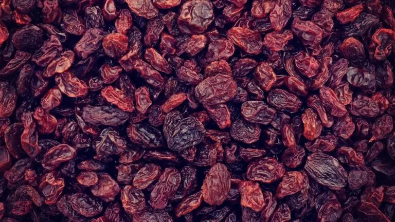 Ame ou odeie: veja quais são os benefícios da uva passas