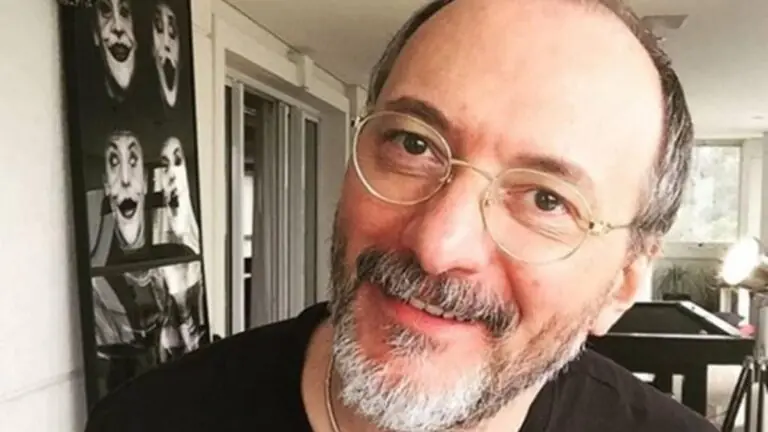 A Fazenda 2020: após polêmica, Britto Jr. detona a Record e Carelli