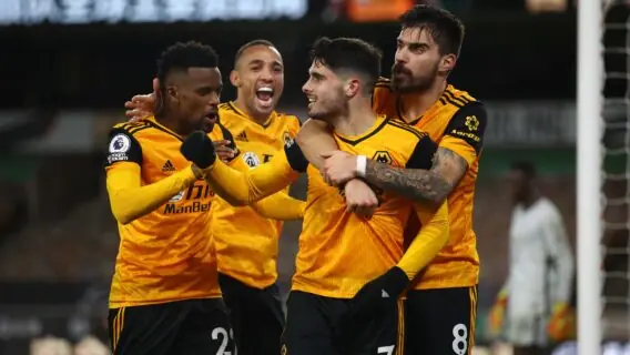 Burnley x Wolves (21/12): onde assistir ao jogo do Campeonato Inglês