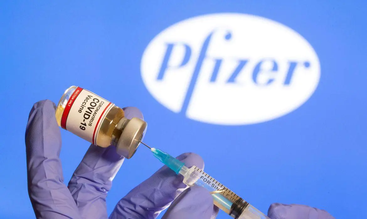 Efeitos colaterais da vacina Pfizer