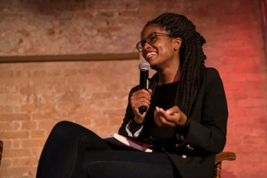 Pequeno Manual Antirracista de Djamila Ribeiro foi o livro mais vendido pela Amazon