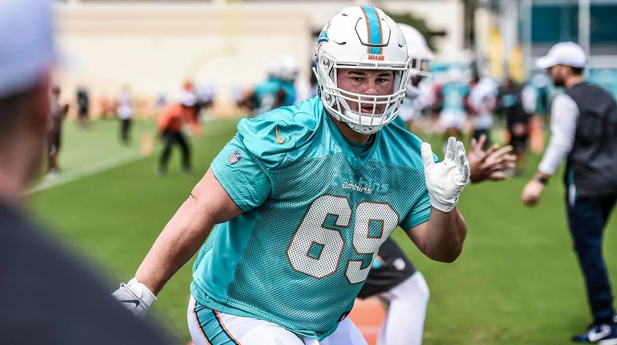 Brasileiros na NFL: Duzão, do Miami Dolphins