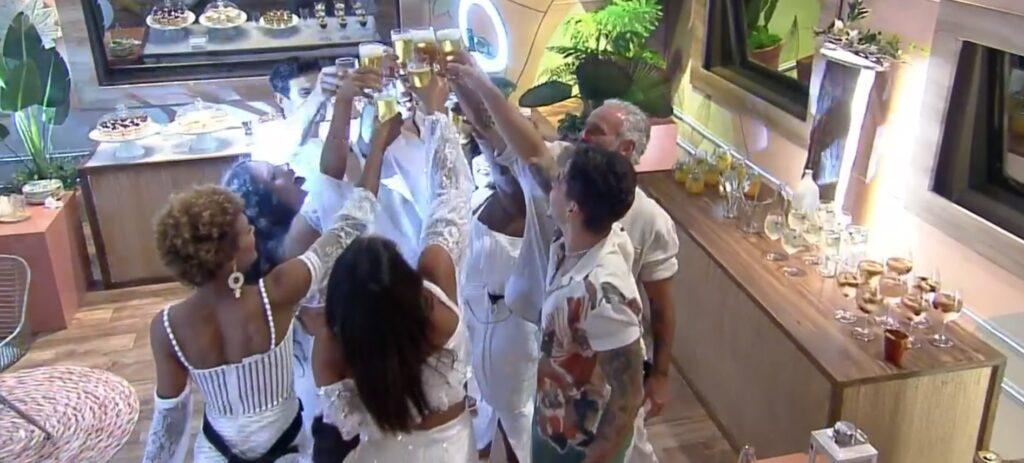 A Fazenda 2020: veja os melhores momentos da festa 'Share' Imagem dos participantes de A Fazenda 2020