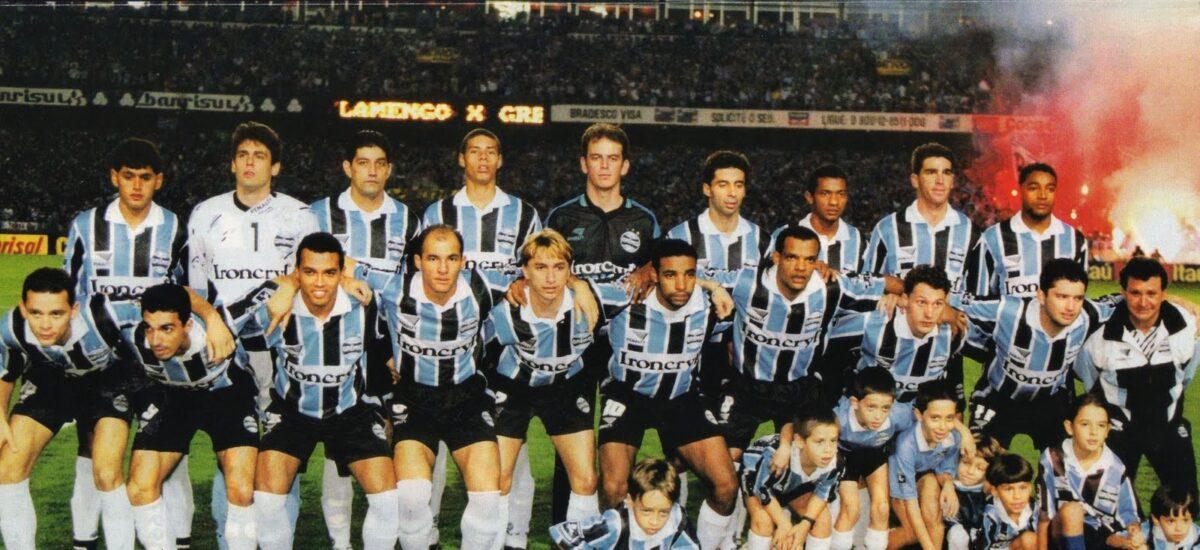 Grêmio na Copa do Brasil: Tricolor pode ser o maior finalista da história Elenco do Grêmio campeão da Copa do Brasil de 97, diante do Flamengo