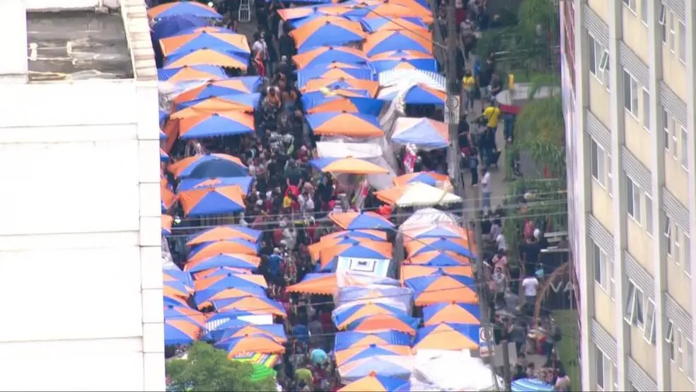 Brás lotado na segunda-feira