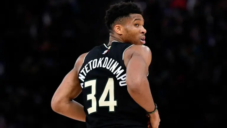 Giannis renova contrato com Bucks e terá maior salário da história da NBA