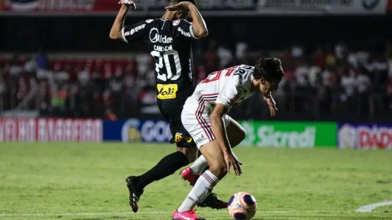 Majestoso: com tabu em jogo, Corinthians x São Paulo disputam clássico
