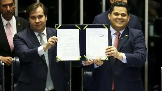 STF tem 4 votos por reeleição de  Maia e Alcolumbre