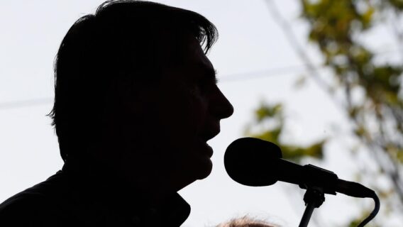 Entenda o que é negacionismo e porque a palavra tem sido usada