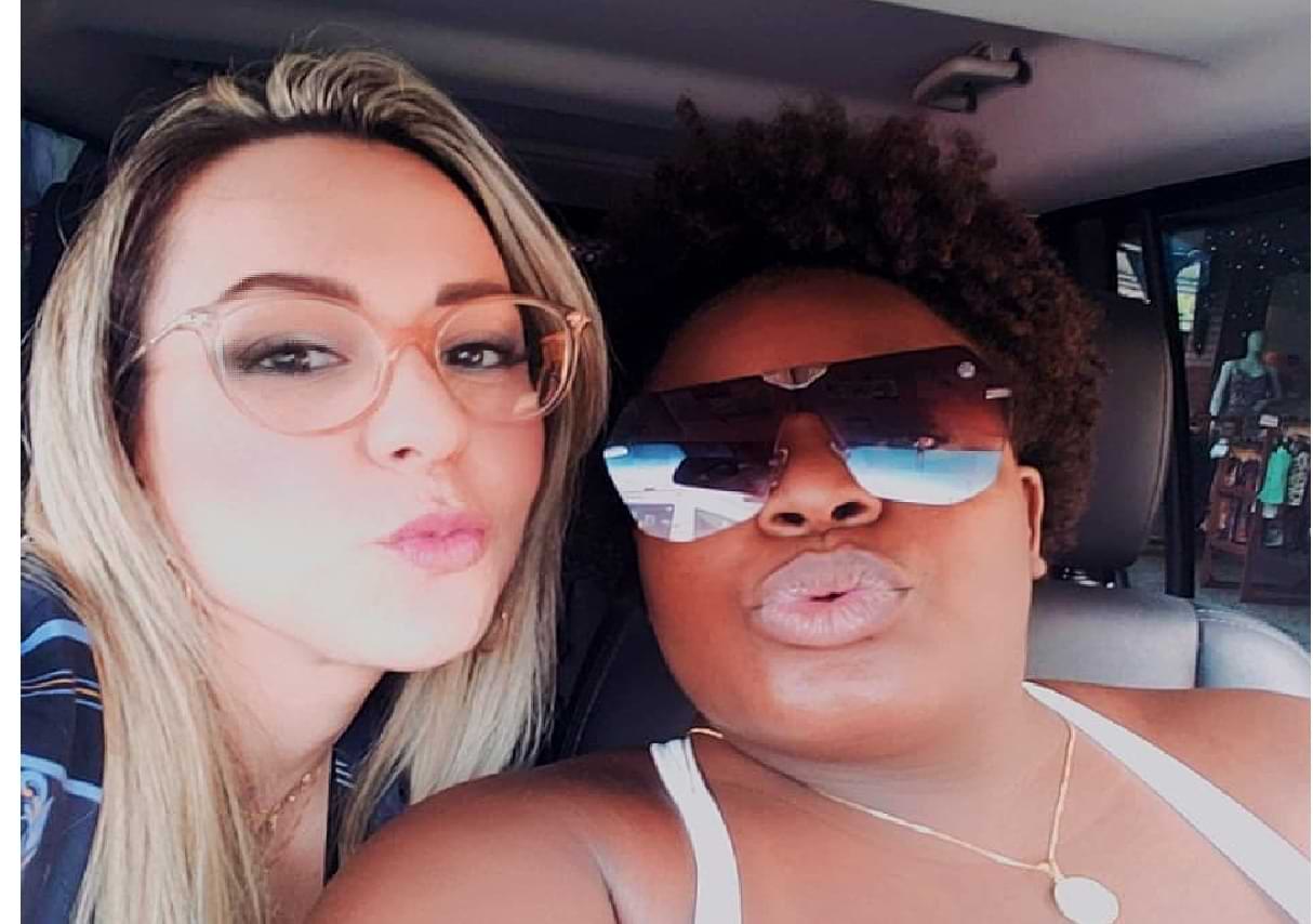 Jojo e a amiga Renata - A fazenda 2020