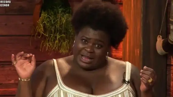 Jojo Todynho faz deboche com fãs de Biel: ‘lan house não deu certo’