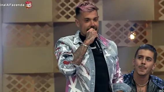 A Fazenda 2020: com 4,87% dos votos, Lipe Ribeiro é o quarto colocado