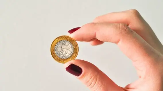 PIB em 2020: Banco Central revisa estimativa para baixa de 4,4%