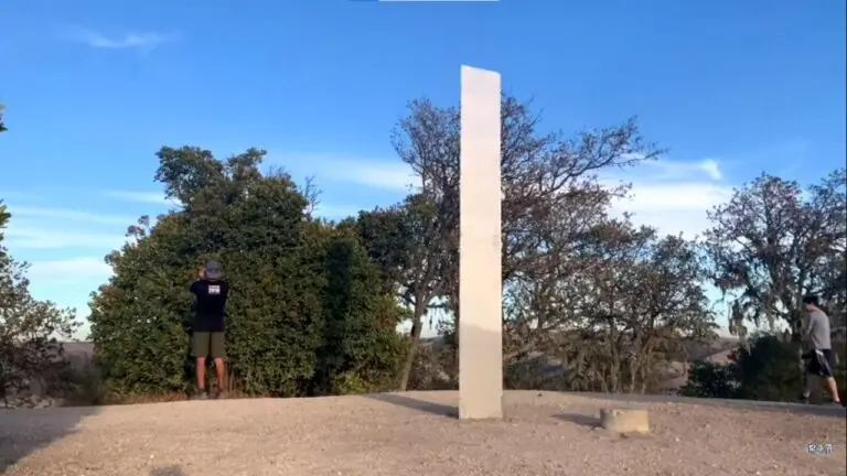 Coletivo de arte está reivindicando a autoria do Monólito de Utah