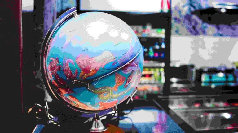 Astrocartografia: tudo sobre o mapa que combina viagens e astrologia