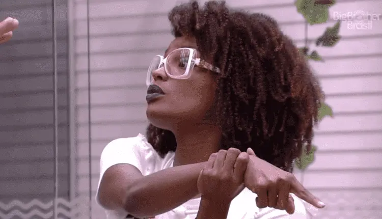 nayara bbb 18