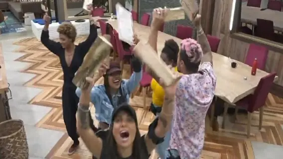 A Fazenda: peões ‘protestam’ por cerveja e produção atende pedido