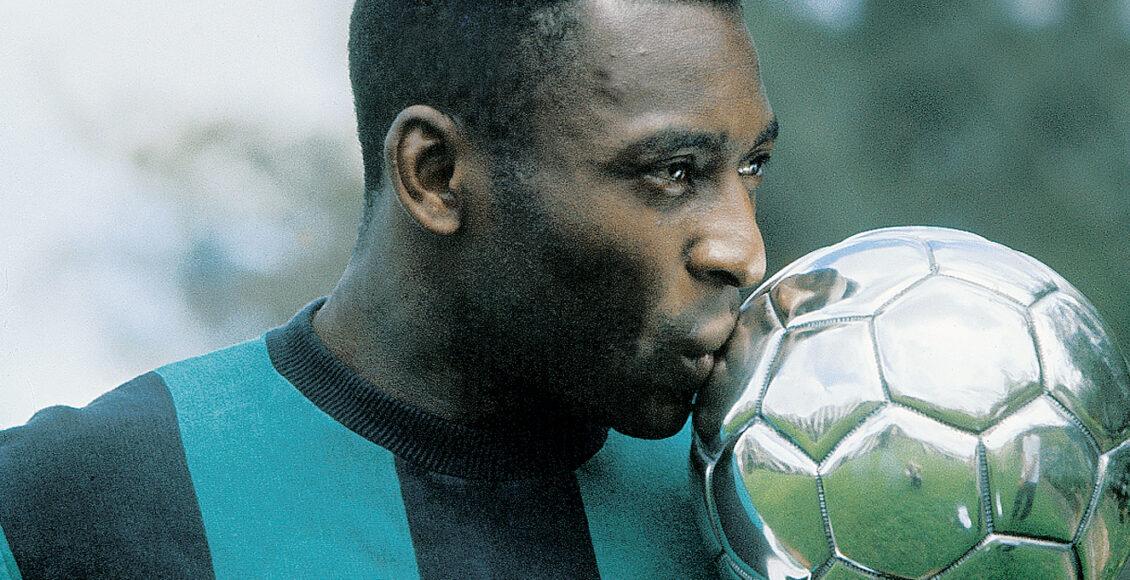 Considerado o maior jogador de todos os tempo, Pelé está no Bola de Ouro Dream Team