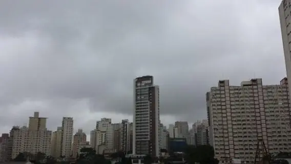 Previsão do Tempo SP indica chuva e máxima de 29ºC na virada do ano