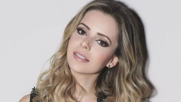 Sandy explica por que nunca aparece sem maquiagem em público