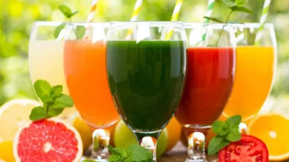 Suco seca barriga é opção para ajudar a eliminar as gordurinhas