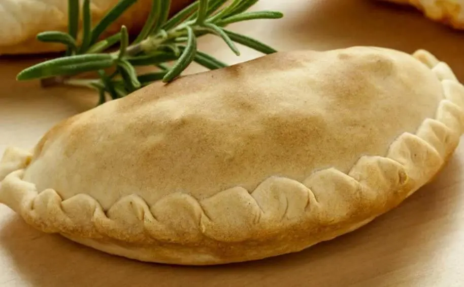 ceia vegetariana - empanada de queijo