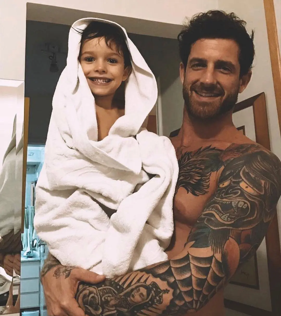 Imagem mostra novo namorado da Cleo