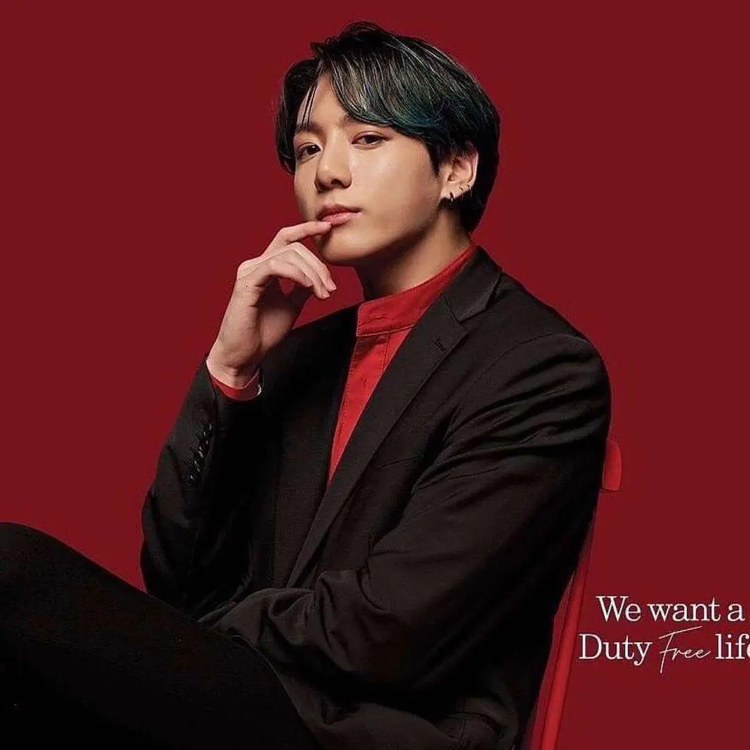 Imagem mostra cantor do BTS