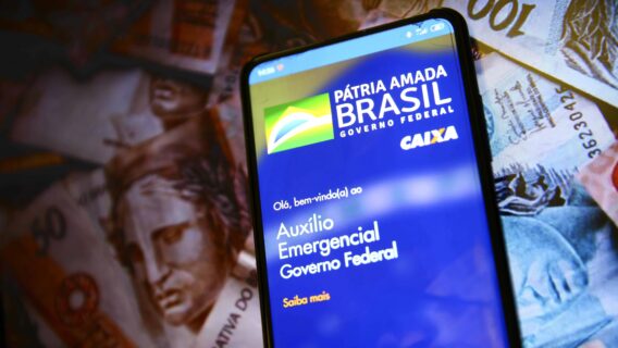 Caixa libera hoje (06) saque do auxílio emergencial para nascidos em abril