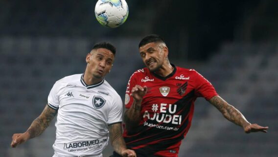 Botafogo x Athletico PR (6/1): veja como assistir o confronto e escalações