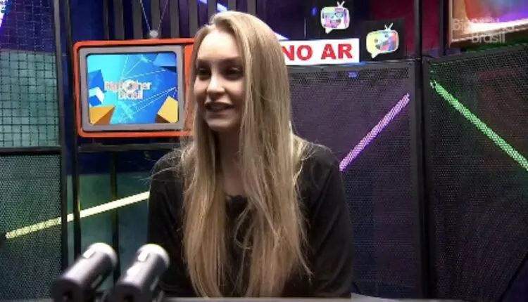 IMAGEM MOSTRA Carla Diaz no raio-x do BBB21