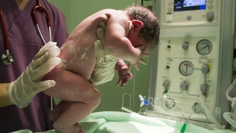 Coreia do Sul registra mais mortes do que nascimentos