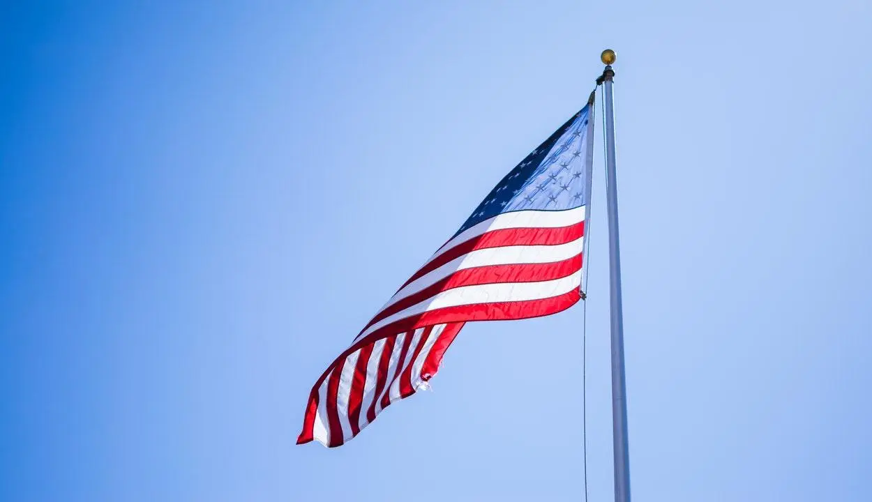 Democratas assumem o controle do Senado