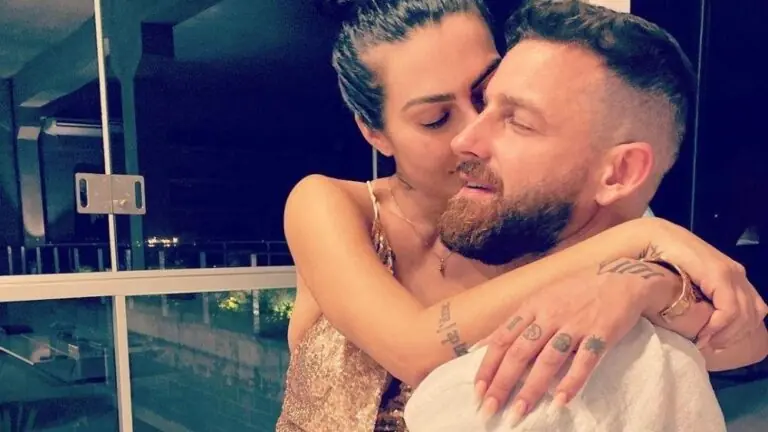 Assumidos: saiba quem é o novo namorado da Cleo