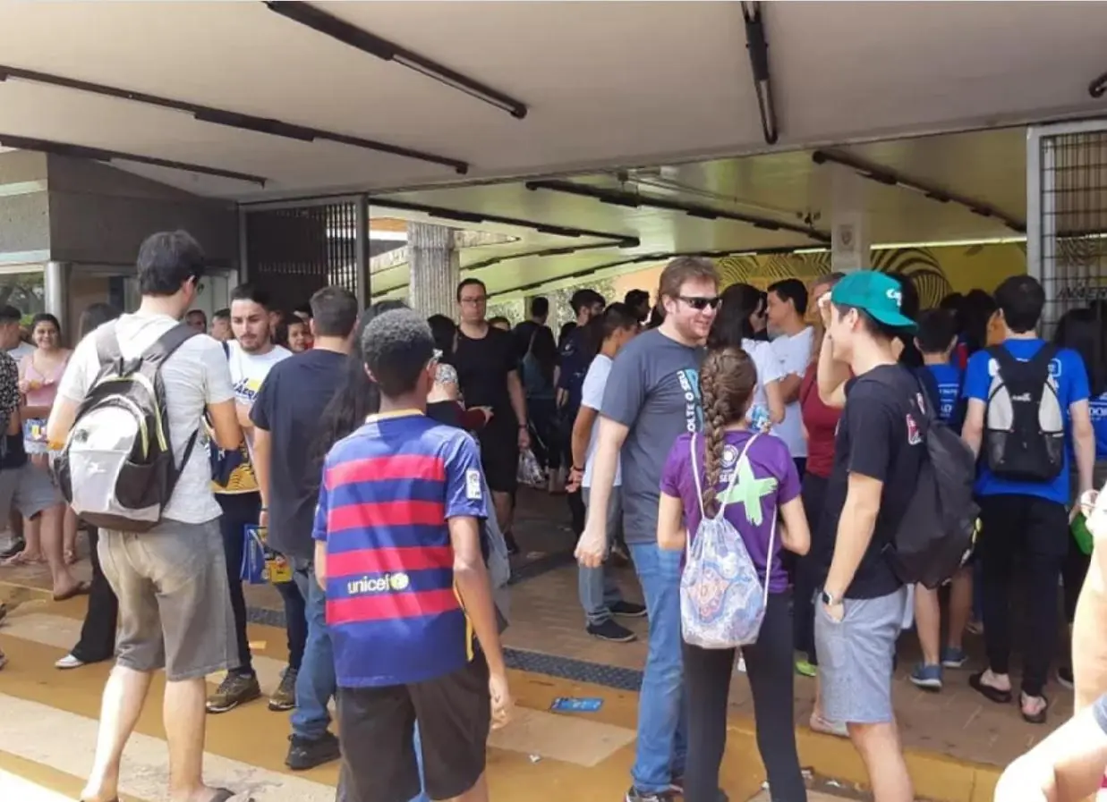 pedidos de novo adiamento do enem