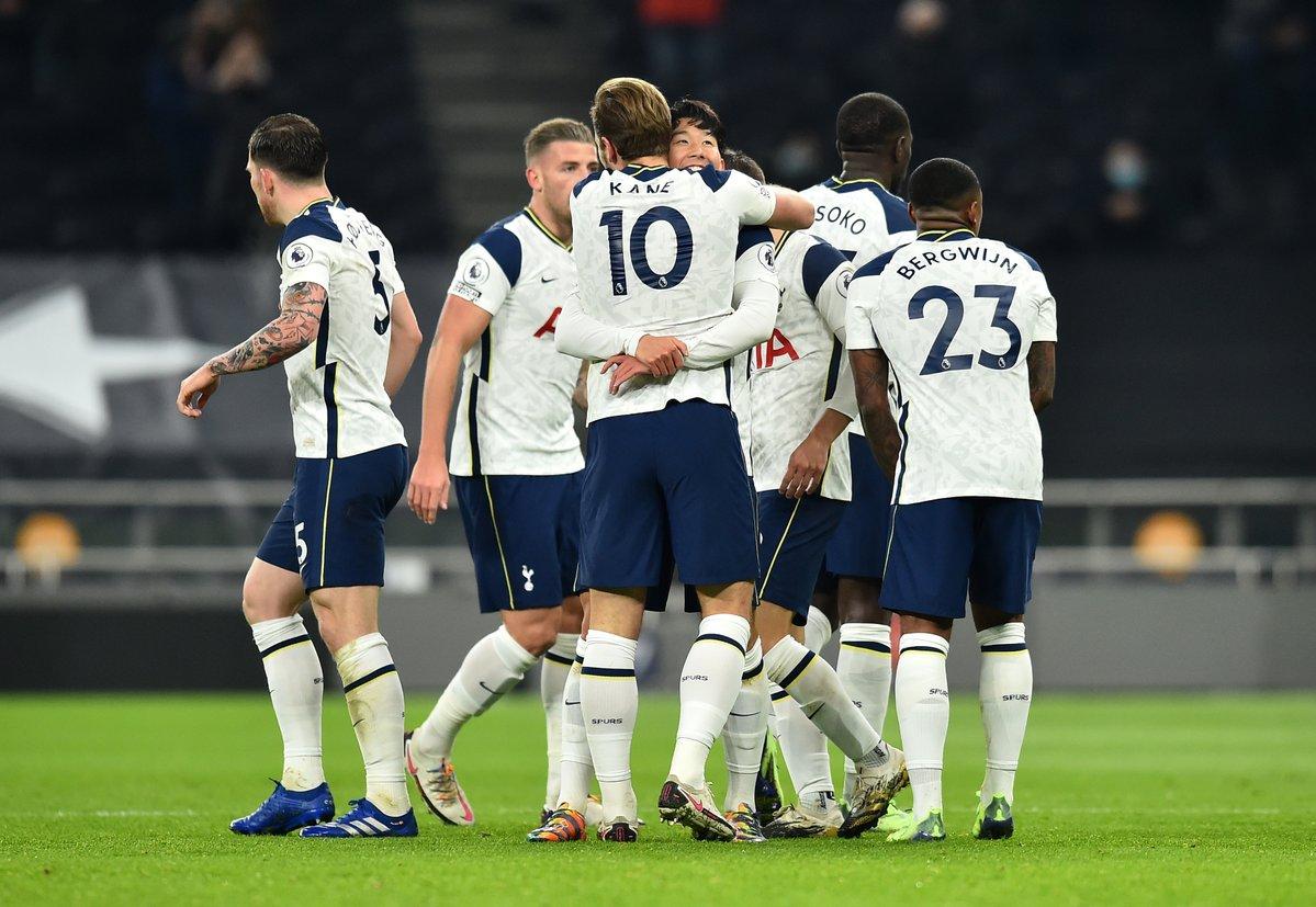 Tottenham x Leeds