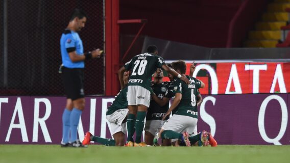 Palmeiras vence River Plate por 3 a 0 e fica a um passo da final
