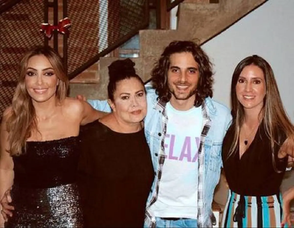 Fiuk, a mãe e as irmãs BBB21 - Quem é a mãe de Fiuk