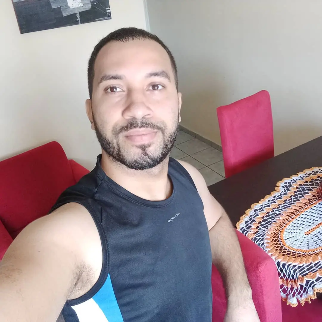 Na Imagem Gilberto do BBB21