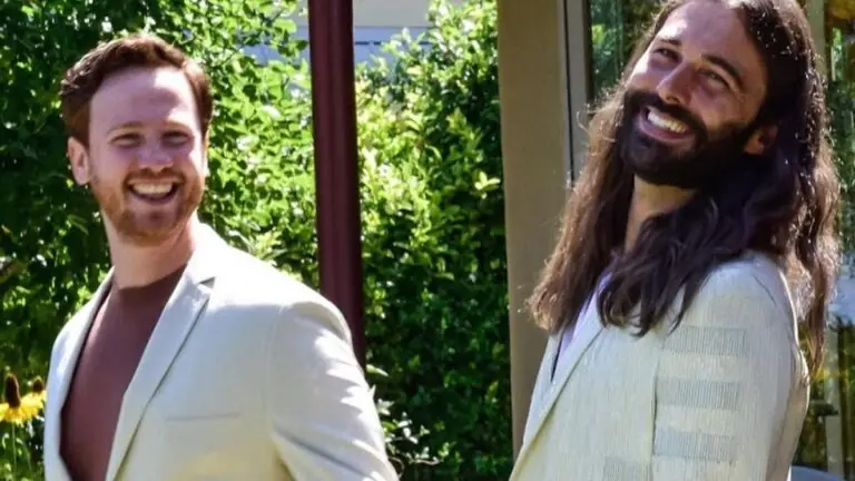 Estrela de Queer Eye: Jonathan Van Ness anuncia casamento surpresa