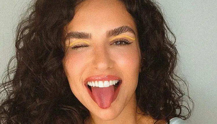 Na imagem a atriz Kefera Buchmann