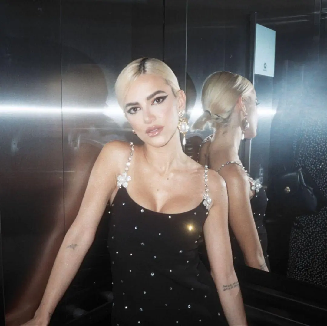 Imagem mostra a ex-BBB e cantora Manu Gavassi