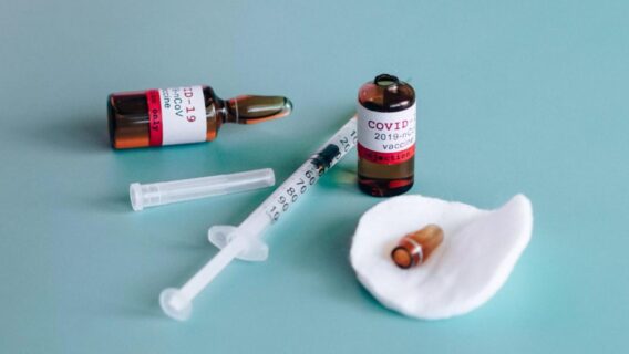 Empregado que não tomar vacina pode ser demitido?