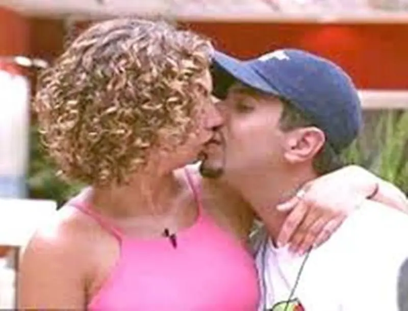 Na imagem Tarciana e Jeferson BBB 2