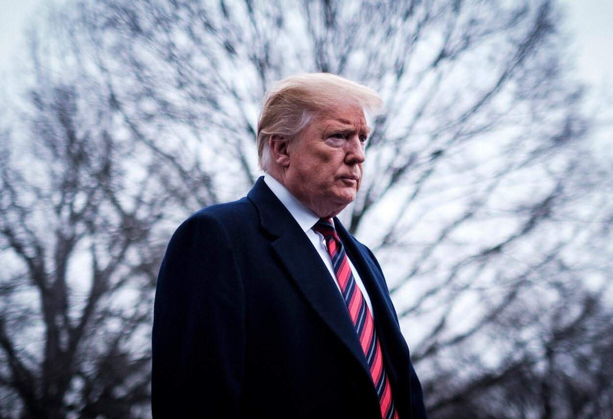 Trump enfrenta julgamento no Senado
