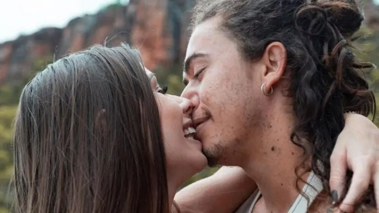 Namorada é acusada de ‘desprezar’ Whindersson em vídeo