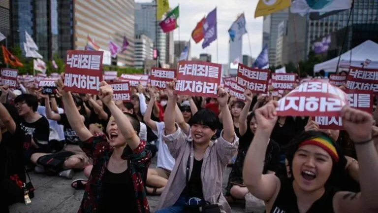 Coreia do Sul começa 2021 descriminalização do aborto