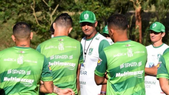 Jogos de hoje na TV: confira as partidas de futebol desta terça (19)