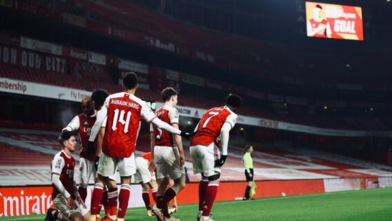 Arsenal x Crystal Palace: onde assistir ao jogo de hoje (14/01)